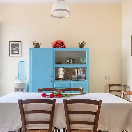 Villamari Bed & Breakfast 3*